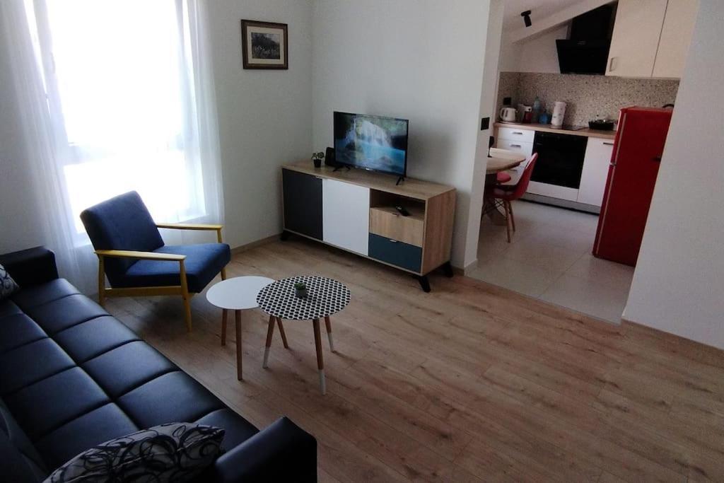 Cute Apartment Marla Art Close To Center PUY Eksteriør bilde